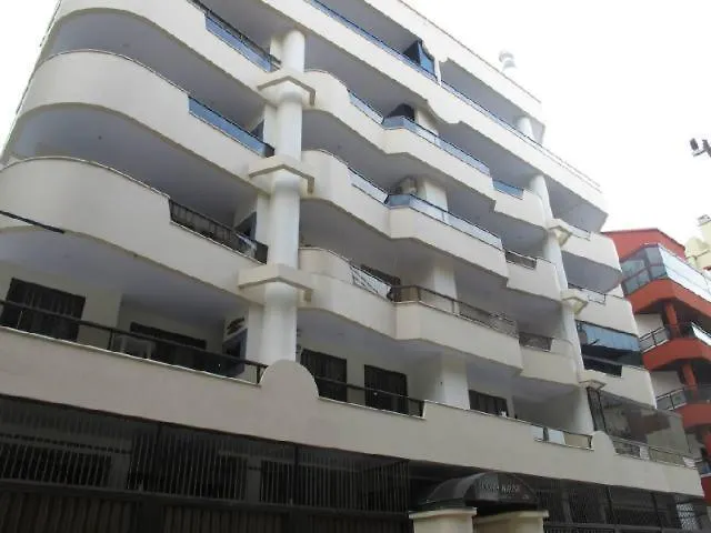 Apartamento Ap Rua 255 Meia Praia Itapema 10 Metros Mar